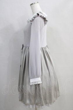 画像2: Angelic Pretty / Dreamy Dollカットワンピース Free グレー H-24-07-20-030-AP-OP-NS-ZH