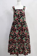 Jane Marple / Strawberry garden Strap dress  ブラック H-24-07-21-012-JM-OP-KB-ZH