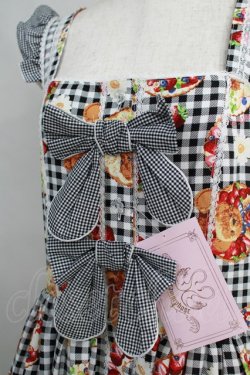 画像4: metamorphose / 【プラスサイズ】Gingham fruits tart フリルジャンパースカート プラスサイズ ブラック系 H-24-07-23-1002-ME-OP-NS-ZH