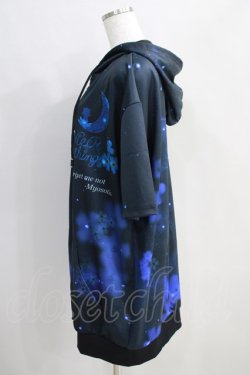 画像2: NieR Clothing / 総柄ZIP半袖パーカー  黒×青 H-24-08-01-044-PU-TO-KB-ZH