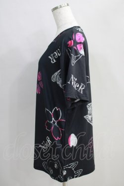 画像2: NieR Clothing / プリント半袖CUTSEW  黒 H-24-08-01-046-PU-TO-KB-ZH