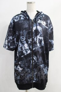 NieR Clothing / 総柄ZIP半袖パーカー  黒 H-24-09-04-031-PU-TO-KB-ZT053