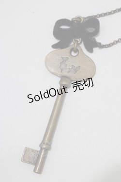 画像1: Q-pot. / Alice’s Key Necklace  ブロンズ H-24-09-11-1006-QP-AC-NS-ZH