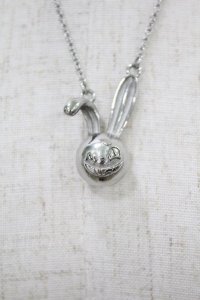 NieR Clothing / BUNNY 3D PENDANT  シルバー H-24-09-24-1040-PU-AC-KB-ZT271