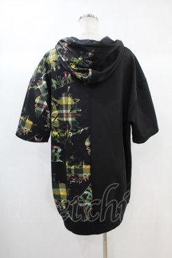 画像2: NieR Clothing / 総柄ZIP半袖パーカー  黒 H-24-10-10-052-PU-TO-KB-ZH