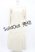 Jane Marple / Superior typewriter sister dress  custard H-24-10-12-1019-JM-OP-KB-ZH