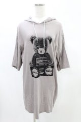 HYSTERIC GLAMOUR / BEAR BOOMBOXワンピース  グレー H-24-12-12-1001-PU-OP-KB-ZT43