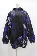 NieR Clothing / 総柄ZIPブルゾンパーカー  黒×紫 H-25-01-15-1059-PU-TO-KB-ZH