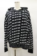 Katie / KATIE LOGO FAB BIG HOODIE  黒 H-25-01-22-017-LO-TO-KB-ZH