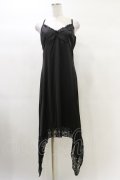 KILL STAR / Loya Satin Maxi Dress M 黒 H-25-03-06-048-SL-OP-KB-ZH