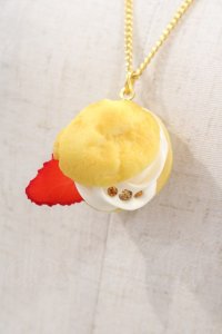 Q-pot. / Chou a la Creame Necklace (Fresh Cream)ネックレス  ブラウン I-24-06-02-030-QP-AC-HD-ZI