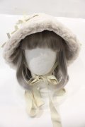 Candy Stripper / TENDER RIBBON FUR BUCKET HAT  ベージュ I-24-10-18-118-PU-AC-HD-ZI