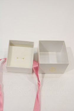 画像3: Q-pot. / GCake BOX (S)  白Ｘピンク I-24-12-15-110-QP-ZA-HD-ZI