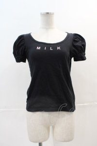 MILK / ロゴ刺繍半袖カットソー  黒Ｘピンク I-24-12-20-018-ML-TO-HD-ZI