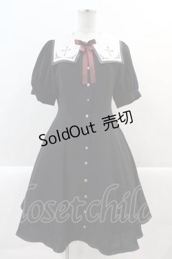 画像1: Amavel / クロス刺繍入りフィット&フレアワンピース  黒Ｘ白Ｘボルドー I-25-01-05-045-CA-OP-HD-ZI