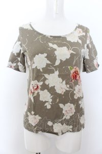 INGEBORG / フラワー総柄ロゴTシャツ S グレージュ O-24-08-26-1030-LO-TS-YM-OS