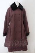 axes femme / COAT【タグ付き】Red Label Ｗ釦レースバッスルコート シリアルナンバー入り  パープル O-24-09-25-059-AX-OP-IG-OS