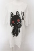 NieR Clothing / プリント半袖CUTSEW XL red eye nier（ホワイト） O-24-10-22-047-PU-TO-OW-OS