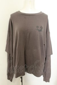 NieR Clothing / プリントラグランカットソー  チャコール O-24-11-06-025-PU-TO-IG-OS