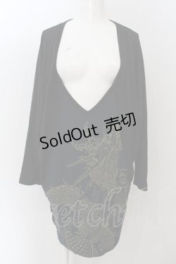 画像1: Qutie Frash / VネックドルマンBIG Tシャツ  ブラックｘグリーン O-24-12-04-035-QU-TO-YM-OS