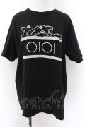 NieR Clothing / OIOI限定Tシャツ XL ブラック O-24-12-18-064-PU-TS-OW-OS