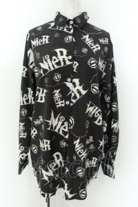 NieR Clothing / 総柄シャツ F ブラック×ホワイト O-24-12-18-038-PU-BL-OW-OS