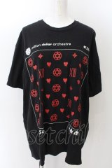 million dollar orchestra / ヘルモノグラムTシャツ  ブラック×レッド O-24-12-25-031-PU-TO-OW-OS