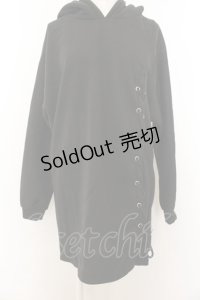 NieR Clothing / サイドレースアップパーカー F 洗濯ばさみ（ブラック） O-24-12-31-1035-PU-TO-OW-OS