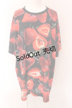 画像1: TRAVAS TOKYO / All Strawberry patterned BIG Tシャツ F レッドxブラック O-25-02-11-096-PU-TS-YM-OS