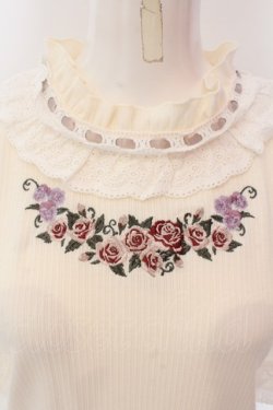 画像2: axes femme / バラの花刺繍レース切替プルオーバー F キナリ O-25-02-28-064-AX-TO-OW-OS