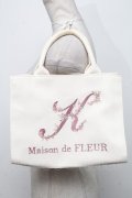 Maison de FLEUR / フラワーイニシャル刺繍トートバッグ  オフ S-24-11-11-018-LO-BG-HR-ZS