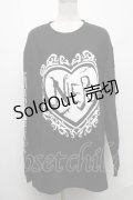 NieR Clothing / プリント長袖カットソー  黒 S-24-12-29-038-PU-TO-HR-ZS