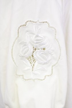 画像3: F&A / ローズカットワーク刺繍ブラウス F 白 T-24-07-23-002-LO-TO-SZ-ZT268