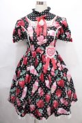 Angelic Pretty / Fresh Strawberry Dinerワンピース  黒 Y-24-08-10-127-AP-OP-SZ-ZY