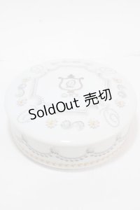 Q-pot. / ウエディングケーキのような佇まいのまるい陶器のリングケース   Y-24-10-25-102-QP-ZA-SZ-ZY