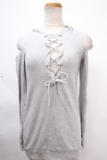 NieR Clothing / 肩出しレースアップトップス F グレー Y-24-11-18-147-PU-TO-SZ-ZY