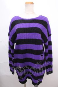 NieR Clothing / UNISEX STRIPE DAMAGE SWEATER F 黒×紫 Y-24-12-12-048-PU-TO-SZ-ZY