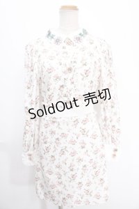 Swankiss /flower printワンピース F ホワイト Y-25-01-10-133-CA-OP-SZ-ZY