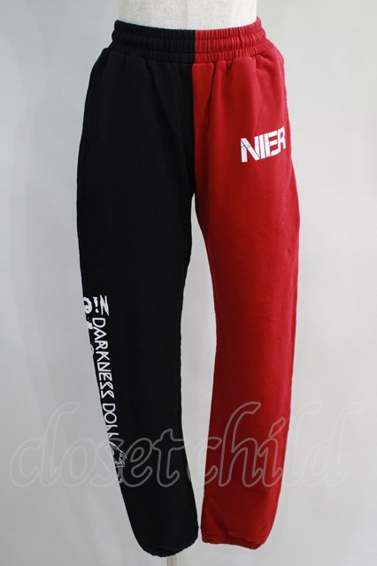 NieR Clothing / TWO-TONE SWEAT PANTS 黒×赤 H-24-06-03-1016-PU-PA-KB-ZH