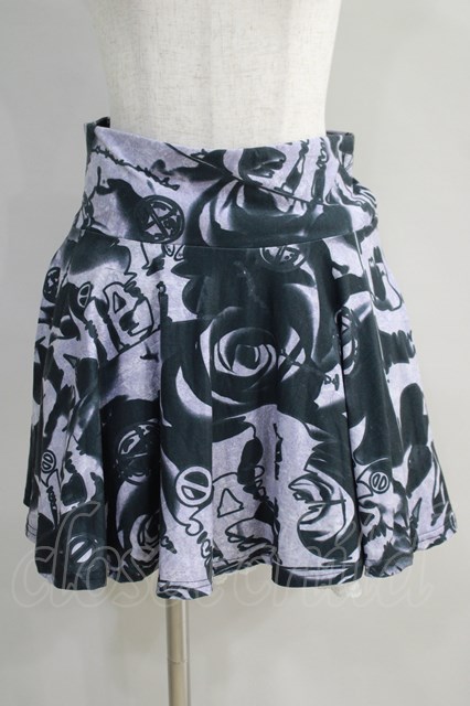 NieR Clothing / Mini Skirt Monochrome ROSE柄グレー H-24-07-10-1039-PU-SK-KB-ZH