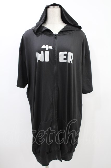 NieR Clothing / 半袖ZIPパーカー 黒 H-24-08-02-029-PU-TO-KB-ZH