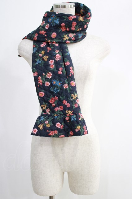 Jane Marple Dans Le Saｌon / Flowers of Jouy puffer scarf ネイビー H-24-10-27-1001-JM-ZA-KB-ZH