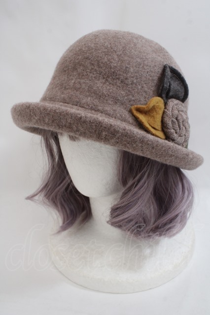 axes femme / HATフェルトハット ベージュ Y-24-05-13-023-AX-TO-AS-ZY