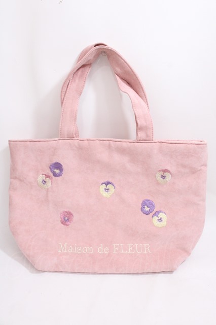 Maison de FLEUR / パンジー刺繍スエードトートバッグ F ピンク Y-24-08-13-060-LO-BG-SZ-ZY