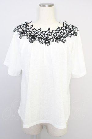 画像: axes femme TOPS / 花刺繍オフショルプルオーバー Y-23-07-30-4007-1-TO-AX-L-SZ-ZT266