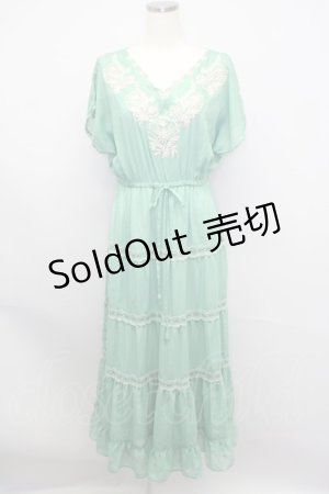 画像: axes femme NOSTALGIE  / 胸元刺繍ロングワンピース I-23-09-05-4026-1-OP-AX-L-HD-ZT199