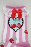 画像2: Angelic Pretty / Cherry Stampクルー丈ソックス - ピンク H-24-04-07-012-AP-ZA-NS-ZH (2)