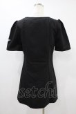 画像2: NieR Clothing / 袖刺繍ZIPブラウス  黒 H-24-09-24-1064-PU-BL-KB-ZH (2)