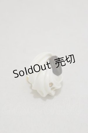 画像: Q-pot. / Coffee Whip Pin Brooch   H-24-09-29-010-QP-ZA-KB-ZH