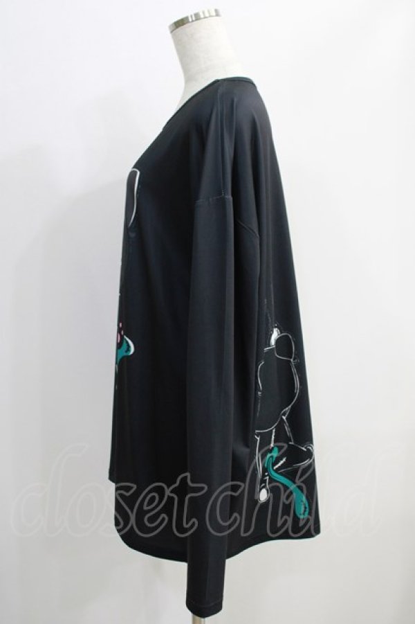 画像2: NieR Clothing / プリントLONG CUTSEW  黒 H-24-11-20-051-PU-TO-KB-ZH (2)